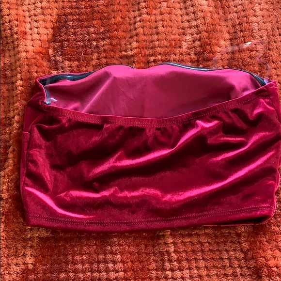 Fashion Nova burgundy velvet matching set - Picture 3 of 4